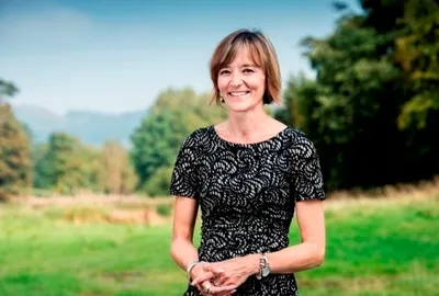 Lesley Giles