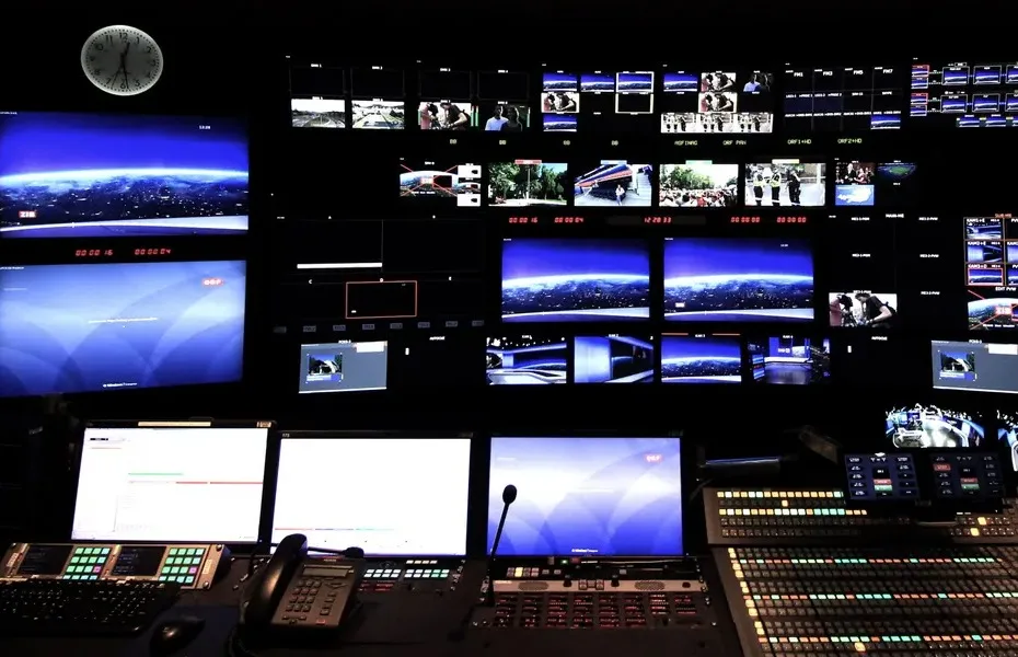 TV Studio Gallery