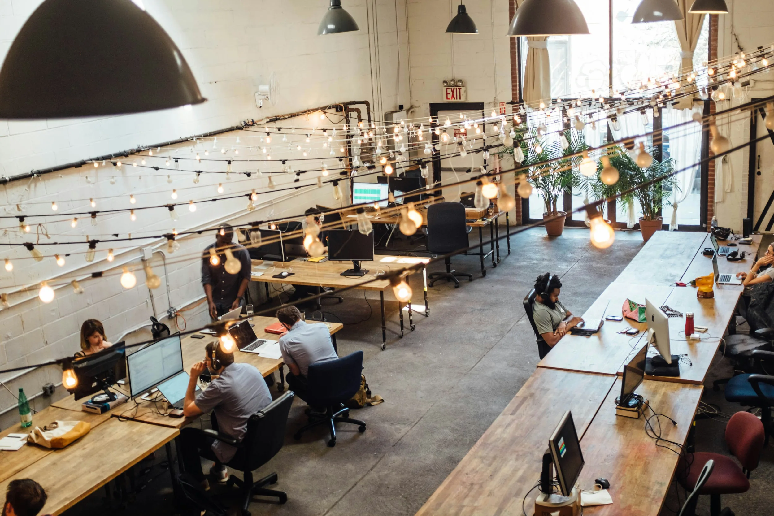 Coworking spaces as informal skill ecosystems for the creative workforce 
